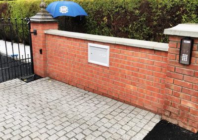 Twin leaf automated gate and intercom system installation