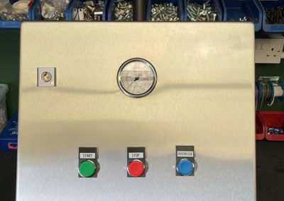 Pneumatic vessel process control panel